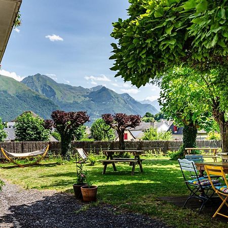Pyrenees Cycling Lodge Saint-Savin  Zewnętrze zdjęcie