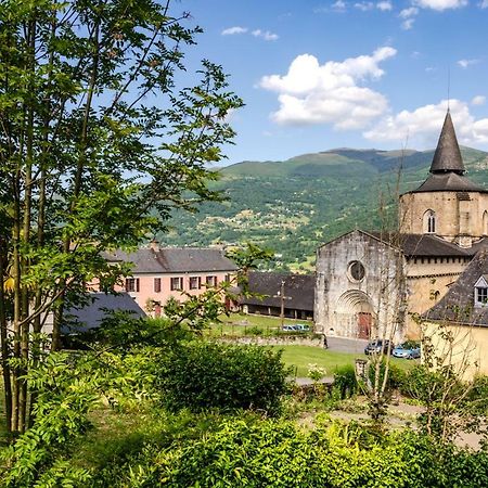 Pyrenees Cycling Lodge Saint-Savin  Zewnętrze zdjęcie