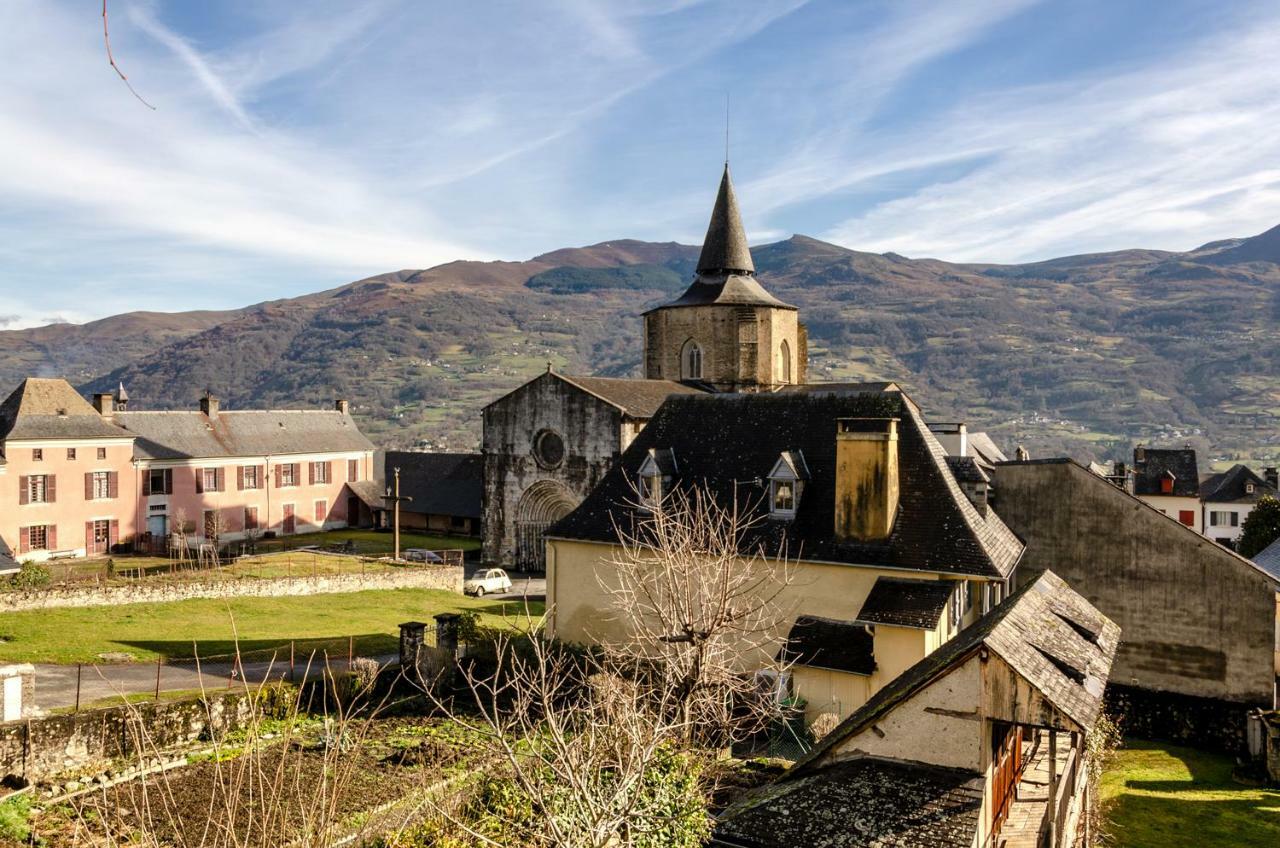 Pyrenees Cycling Lodge Saint-Savin  Zewnętrze zdjęcie